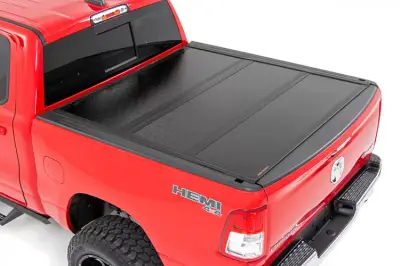 Rough Country - ROUGH COUNTRY HARD LOW PROFILE BED COVER RAM 1500 2WD/4WD (2019-2022)
