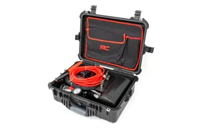 Rough Country - ROUGH COUNTRY PORTABLE TWIN MOTOR AIR COMPRESSOR W/CARRY CASE 12 VOLT | 150PSI | 6.16 CFM