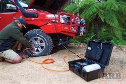 ARB 4x4 Accessories - ARB TWIN HIGH PERFORMANCE 12 VOLT PORTABLE AIR COMPRESSOR - Image 4