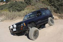 Zone Offroad - Zone Offroad 4.5" Jeep Cherokee XJ 84-01 Suspension Lift Kit with Rear Leaf Springs - J23/J24 - Image 7