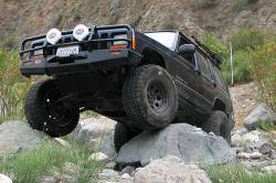 Zone Offroad - Zone Offroad 4.5" Jeep Cherokee XJ 84-01 Suspension System - J8N / J9N - Image 8