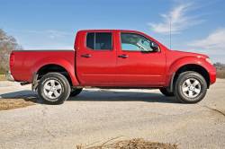 Rough Country - ROUGH COUNTRY 2.5 INCH LEVELING KIT NISSAN FRONTIER 2WD/4WD (2005-2022) - Image 3