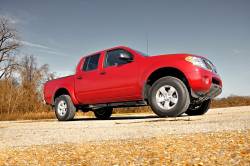 Rough Country - ROUGH COUNTRY 2.5 INCH LEVELING KIT NISSAN FRONTIER 2WD/4WD (2005-2022) - Image 4
