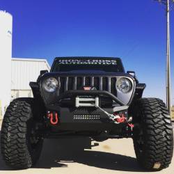 IRON CROSS - IRON CROSS 18-19 JEEP WRANGLER JL STUBBY FRONT BUMPER WITH BAR - GP-1202 - Image 2