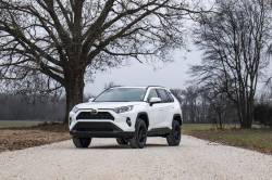 Rough Country - ROUGH COUNTRY 2.5 INCH LIFT KIT TOYOTA RAV4 2WD/4WD (2019-2021) - Image 6