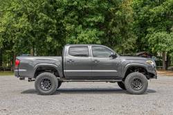 Rough Country - ROUGH COUNTRY OVAL NERF STEP DOUBLE CAB | BLACK | TOYOTA TACOMA 2WD/4WD (05-22) - Image 4