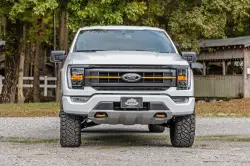 Rough Country - ROUGH COUNTRY 2.5 INCH LIFT KIT FORD F-150 TREMOR 4WD (2021-2022) - Image 3
