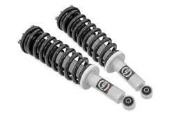 ROUGH COUNTRY 2.5 INCH LEVELING KIT LOADED STRUT | TOYOTA TUNDRA 4WD (00-06)