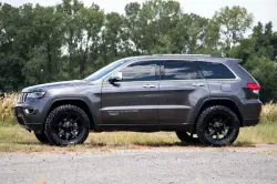 Rough Country - ROUGH COUNTRY 2.5 INCH LIFT KIT N3 STRUTS | JEEP GRAND CHEROKEE 4WD (2011-2015) - Image 2