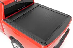 Rough Country - ROUGH COUNTRY RETRACTABLE BED COVER 5'7" BED | RAM 1500 (19-22)/1500 TRX (21-22) - Image 1