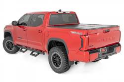 Rough Country - ROUGH COUNTRY HARD LOW PROFILE BED COVER 5.5 FT | CARGO MGMT | TOYOTA TUNDRA (2022) - Image 3