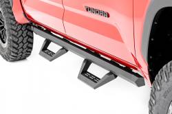 Rough Country - ROUGH COUNTRY SRX2 ADJ ALUMINUM STEPS CREW CAB | TOYOTA TUNDRA 2WD/4WD (2022) - Image 1