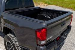 Rough Country - ROUGH COUNTRY RETRACTABLE BED COVER 5' BED | DOUBLE CAB | TOYOTA TACOMA (2016-2023) - Image 7